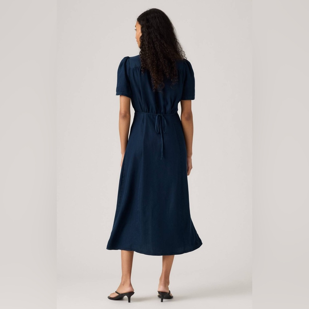 Levi’s Navy Blue Short Sleeve Midi Dress - Picture 3 of 6
